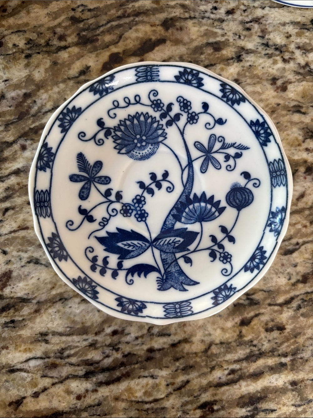 Vintage Vienna Woods Porcelain Tea Set - Picture 5 of 12